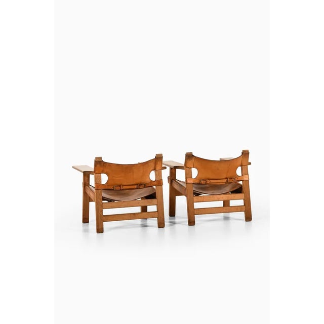 Set of Easy Chairs in Oak and Cognac Brown Leather attributed to Børge Mogensen, 1950s For Sale - Image 3 of 11