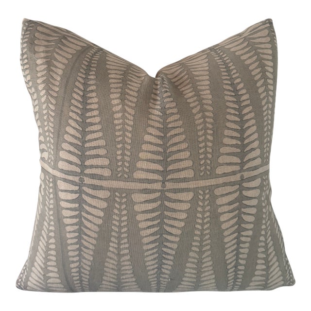 18" Decorative Pillow For Sale