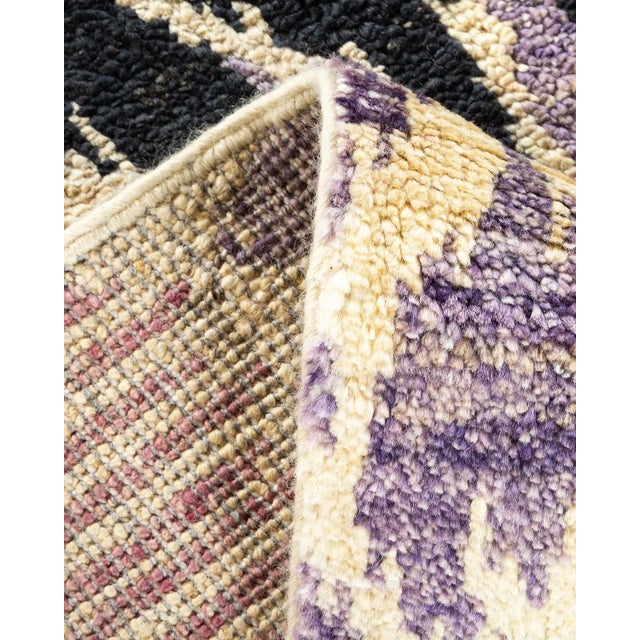 Modern Hand Knotted Area Rug, Ivory - 6' 0" x 9' 3" For Sale In New York - Image 6 of 9