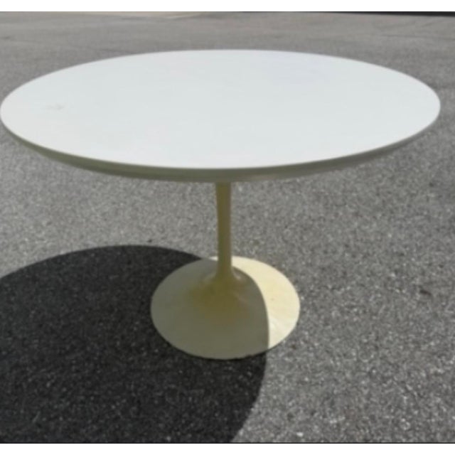 Vintage Tulip Chairs and Dining Table in the Style of Eero Saarinen, 1970s, Set of Acrylic Top For Sale - Image 17 of 17