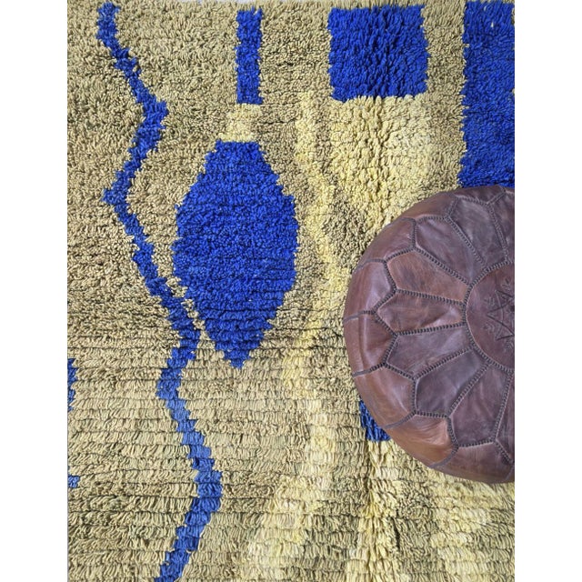 Chartreuse Handwoven Berber Wool Rug - 8.5 X 5.2 Ft For Sale - Image 8 of 9