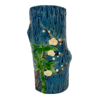 Japanese Majolica Wall Pocket Vase Dogwood Flowers White Plum Tree Bark For Sale