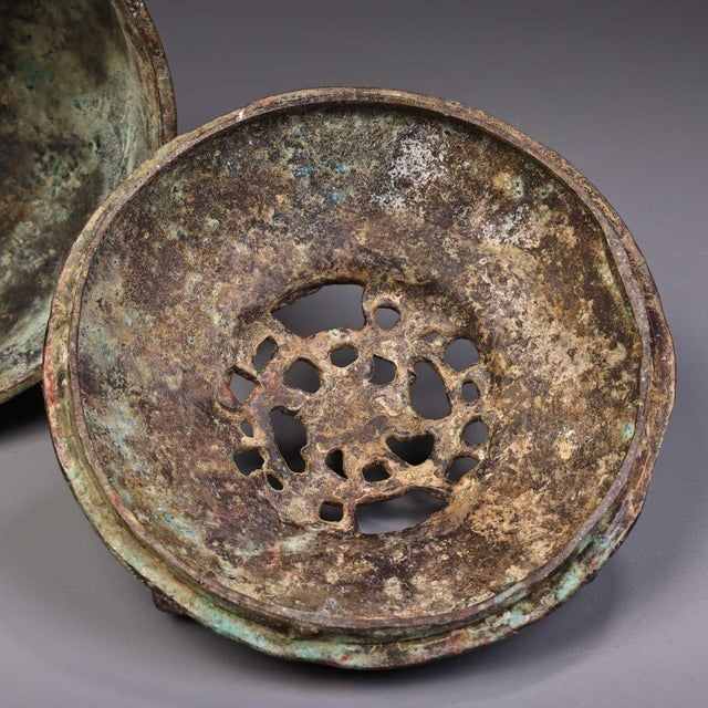 Chinoiserie Vintage Chinese Bronze Stemmed Incense Burner, Intricate Gold Inlaid Scroll & Geometric Motifs, Chinoiserie Archaic Censer For Sale - Image 3 of 10