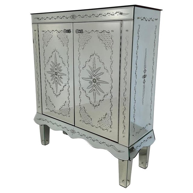 Italian Engraved Murano Glass Mirror Cabinet, 1980s For Sale - Image 10 of 10