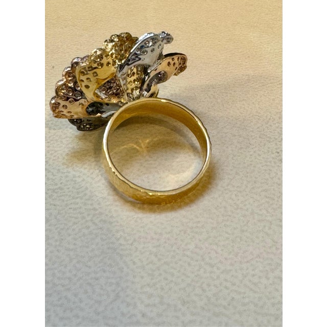 Metal 3 Ct Natural Fancy Color Diamond Flower Ring in 18 Karat Multi Color Gold Size 6 For Sale - Image 7 of 8