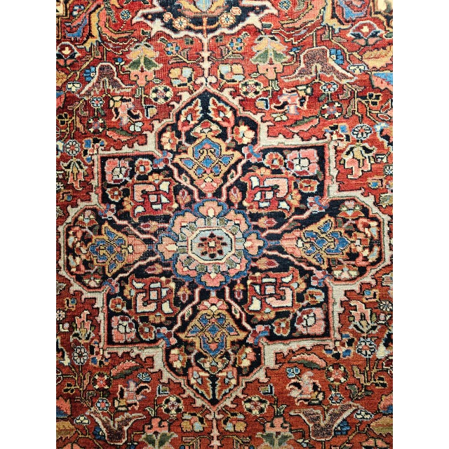 Red Early 1900s Persian Heriz Rug, Hand-Knotted Wool, Geometric Design, Red & Navy, 6x10 For Sale - Image 8 of 14