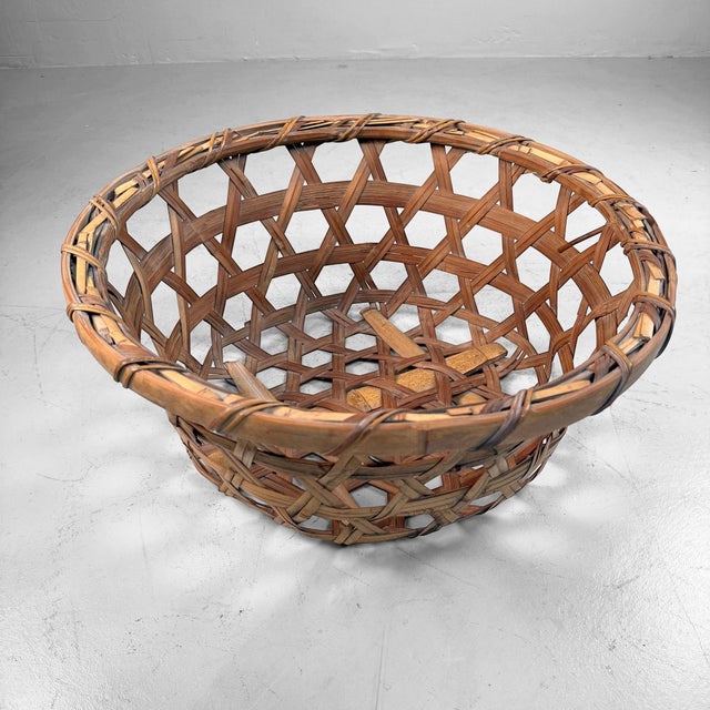 Japanese Bamboo Zaru Harvest Basket, 1960s For Sale - Image 6 of 10