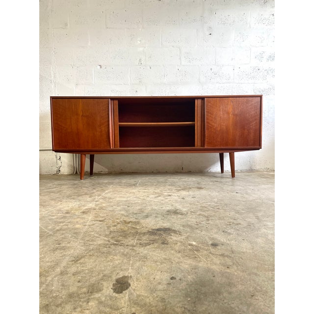 Mid-Century Modern Danish Mid Century Modern Sideboard or Tv Console For Sale - Image 3 of 7