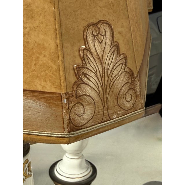 White 1960s Pair of White and Brass Neoclassical Hollywood Regency Lamps With Custom Handmade Shell Accent Shades For Sale - Image 8 of 16