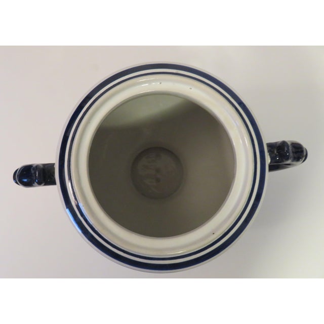 Ceramic Chinoiserie Blue and White Ceramic Porcelain Ginger Jar With Lid and Handles VTG For Sale - Image 7 of 8