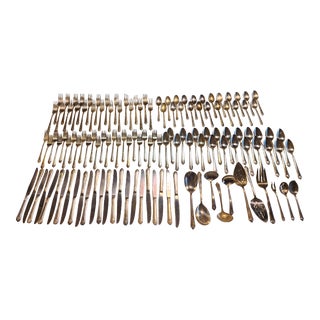 1950s Rogers & Bros Starlight 24 Place Silver Plated Flatware Set For Sale