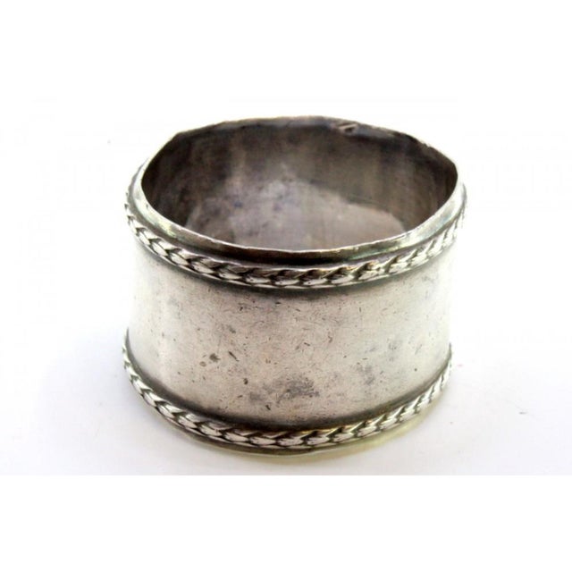 Smooth Silver Napkin Ring, in Good conditions.