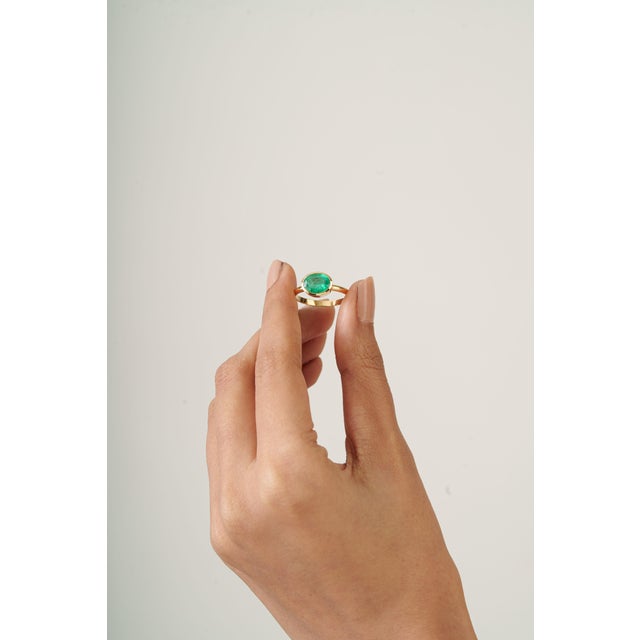 1.64ct Natural Zambian Emerald Bezel Set Solitaire Ring in 18k Yellow Gold Size 6 For Sale - Image 10 of 16