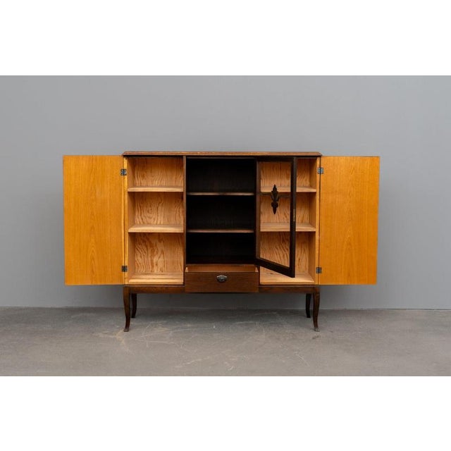 Art Nouveau Sideboard in Oak, Late 20th Century For Sale - Image 3 of 18