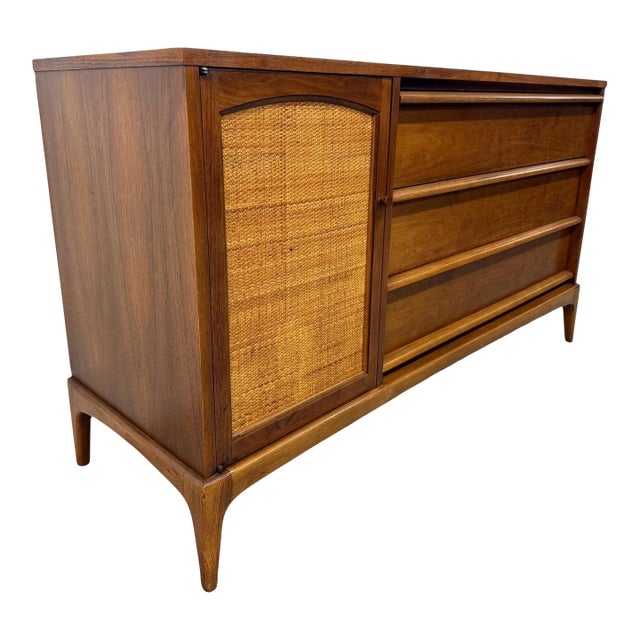 Mid-Century Modern Lane Rhythm Walnut Sideboard For Sale