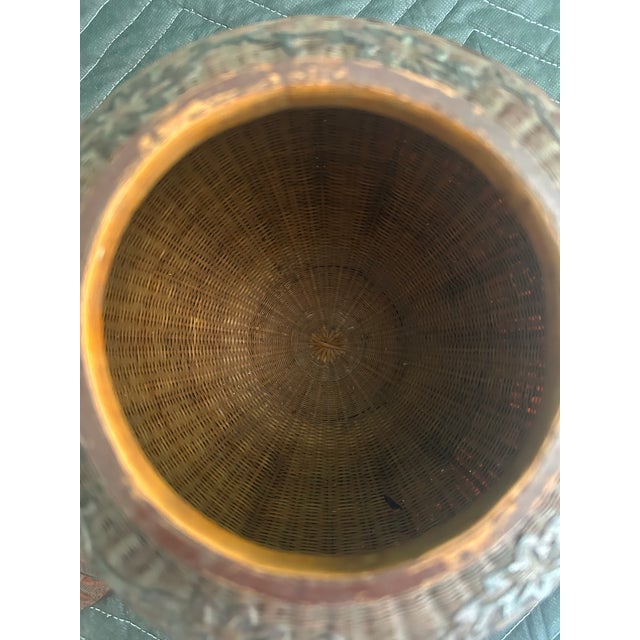 Antique Chinese Handwoven Bamboo Lidded Jar With Floral Decoration, Early 20th Century For Sale In Naples, FL - Image 6 of 9