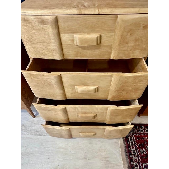 1950s Heywood Wakefield ‘Riviera’ Highboy Dresser For Sale In Boston - Image 6 of 11