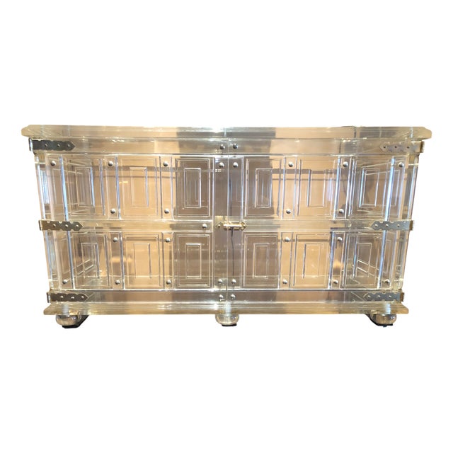 Methacrylate Display Trunk, 1970s For Sale