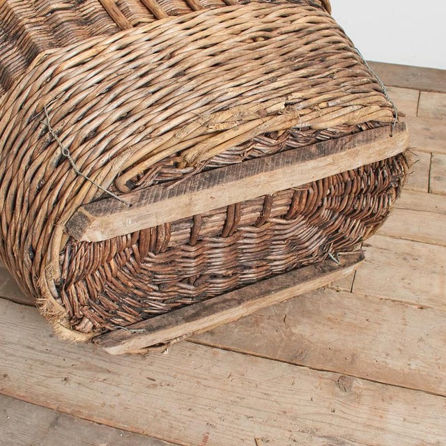 Brown French Champagne Grape Harvest Log Basket, 1920s For Sale - Image 8 of 9