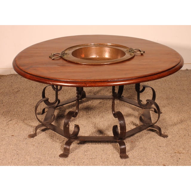 18th Century Round Coffee Table with Brazier For Sale - Image 9 of 9