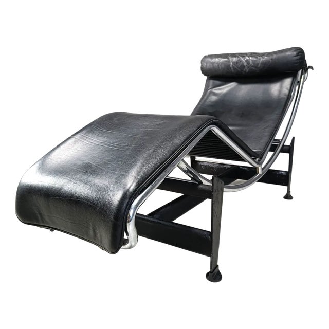 Vintage Lc4 Chaise Longue by Le Corbusier for Cassina, 1970s For Sale