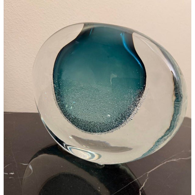 2020s Global Views Micro Bubble Polish Art Glass Vase in Azure - Small For Sale - Image 5 of 10