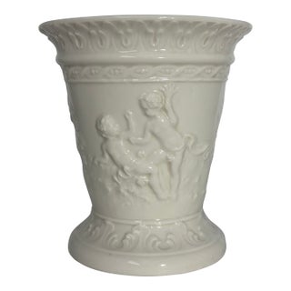 Vintage Von Schierholz Capri German Porcelain Cherub Cachepot For Sale