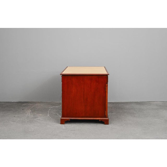 Vintage English Mahogany Desk, 20th Century For Sale - Image 5 of 18