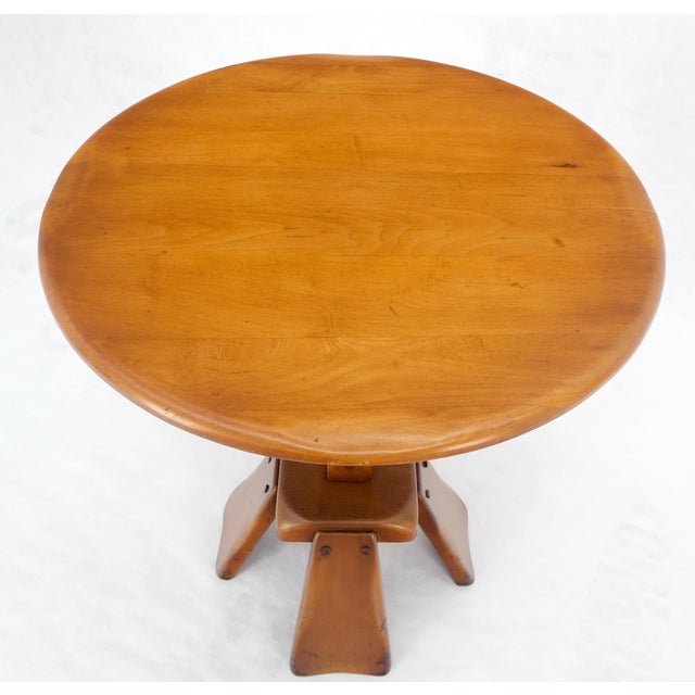 Solid Maple Colonial Style Round Center Table Gueridon MINT For Sale - Image 9 of 10