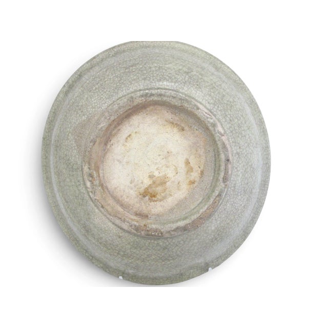 Thai Southeast Asian Sawankhalok Sukhothai Style Celadon Crackle Pottery Bowl For Sale - Image 10 of 11