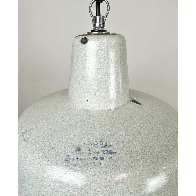 Industrial White Enamel Factory Pendant Lamp from Zaos, 1960s For Sale - Image 6 of 17