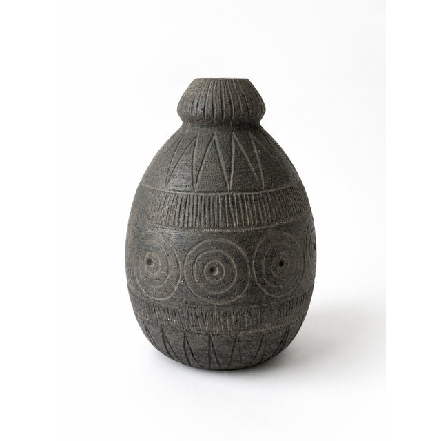 Ceramic Mid-Century Modern Swedish Ceramic Brutalist Solifleur Vase by Elsi Bourelius for Jie Gantofta, 1970s For Sale - Image 7 of 7