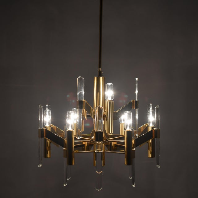 Gaetano Sciolari Gaetano Sciolari Modernist Brass Chandelier with Crystal Blades For Sale - Image 4 of 10