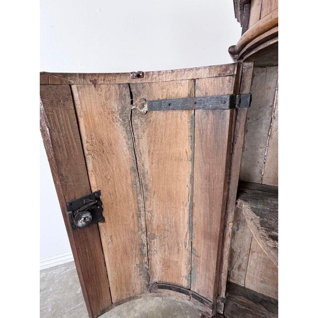 Pair of 18th Century Italian Walnut Corner Cabinets For Sale - Image 17 of 17
