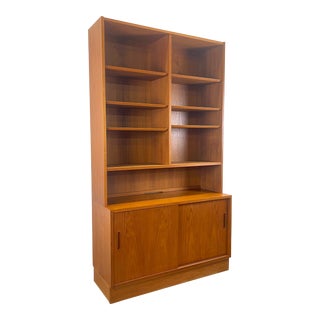 Scandinavian Modern Teak Bookcase WIth Hutch For Sale