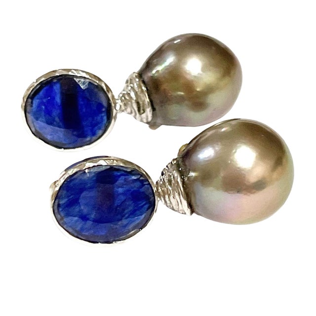 Bochic “Orient” South Sea Pearl & Blue Sapphire Earrings Set 18K Gold&Silver - 2 Pieces For Sale