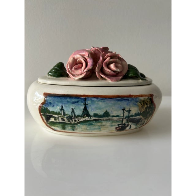 Antique Ceramic Lidded Cachepot With Imagery of Parisian Scenes & Sculpted Roses -Attributed to Capodimonte For Sale - Image 9 of 13