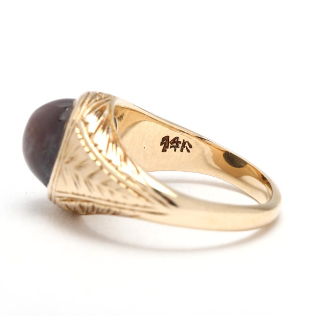 1920s Vintage Engraved Star Sapphire Ring, 13-14k Yellow Gold, Ring Size 3.5, Art Deco For Sale - Image 5 of 6