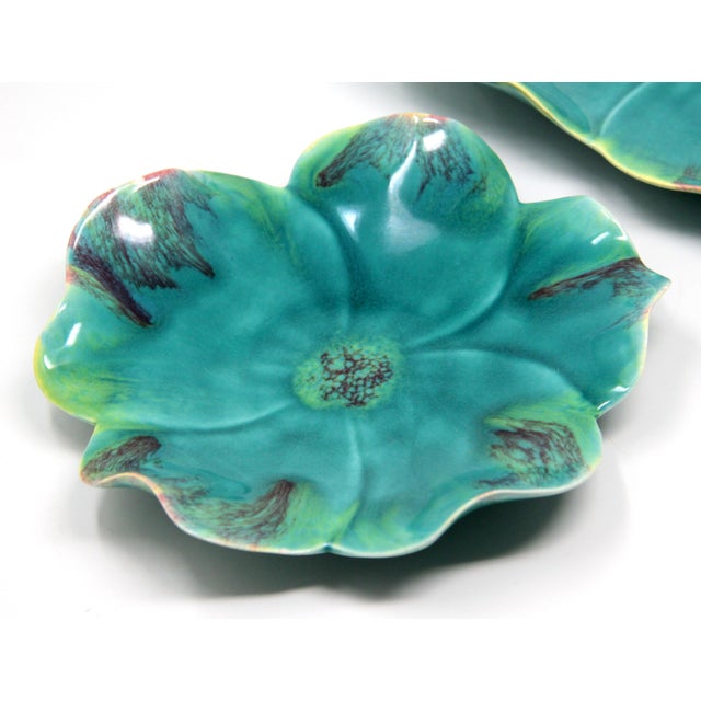 California Pottery Petalware by Doris Suman Flower Platter & 4 Plates 5 Piece Set Chairish