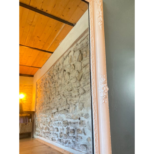 Wood Mirror in Stuccoed and White-Painted Wood, 1800s For Sale - Image 7 of 9