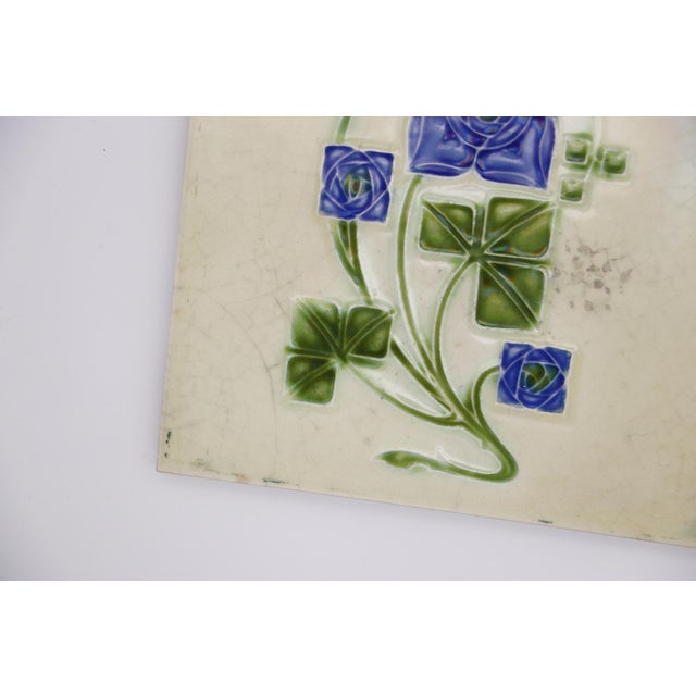 1920s Set of Six Tiles Art Nouveau H & R Johnson England For Sale - Image 11 of 18