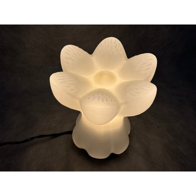 Flower-Shaped Table Lamp from Glashütte Limburg, Germany, 1970s For Sale - Image 9 of 12