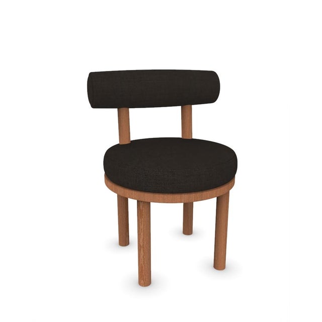 A chair that mixes both modern and classical design approaches. Designed to hug the body, durable and solid chair features...