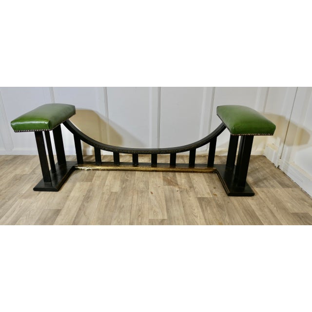 William Birch Arts and Crafts Heavy Oak Club Fender, 1890s For Sale - Image 5 of 10