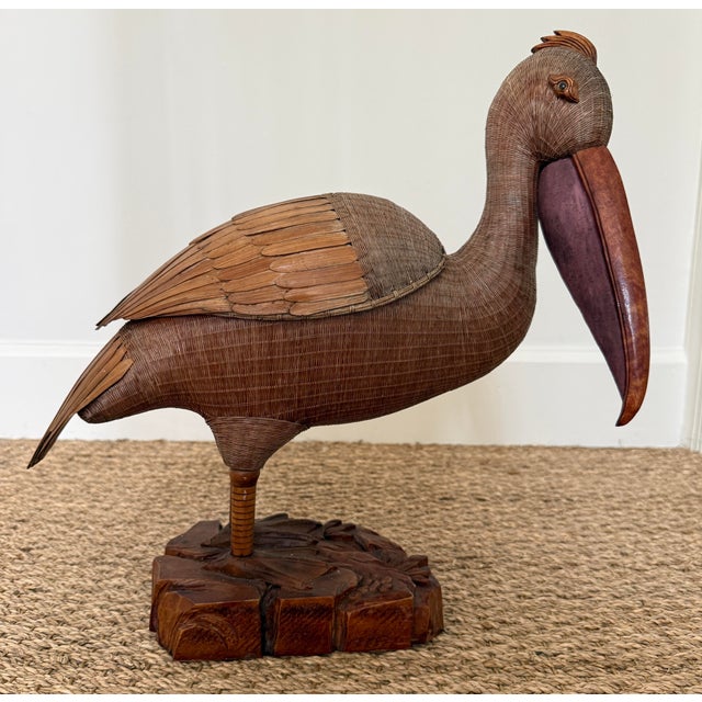MIDCENTURY CHINESE FIGURAL WOVEN WICKER PELICAN BIRD BOX. Large wicker box in the form of a pelican. The piece with stand...