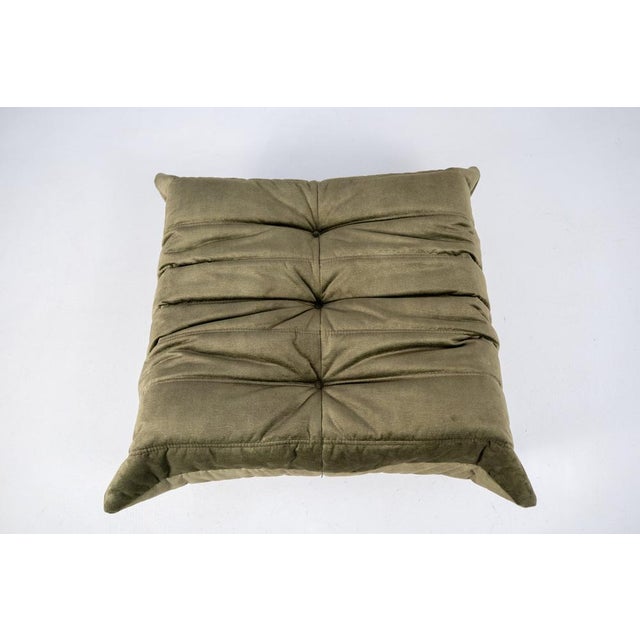 Ligne Roset Togo Lounge Chair and Khaki Velvet by Michel Ducaroy for Ligne Roset, 1973, Set of 2 For Sale - Image 4 of 18