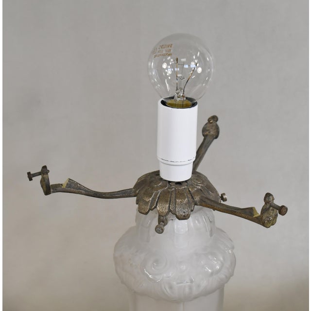 Daum Pierre d'Avesn Lorrain Daum 1930s French Art Deco Floral Mushroom Table Lamp #1 For Sale - Image 4 of 9
