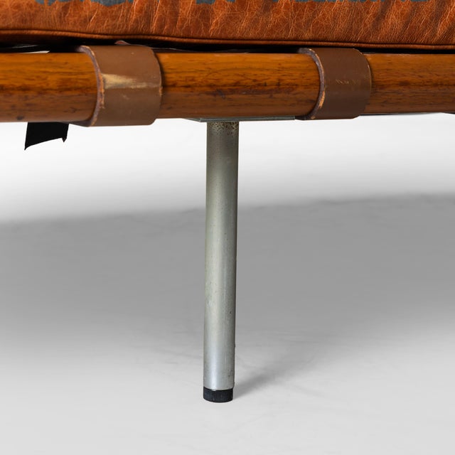 1960s Barcelona Daybed by Ludwig Mies Van Der Rohe for Knoll International, 1960s For Sale - Image 5 of 15