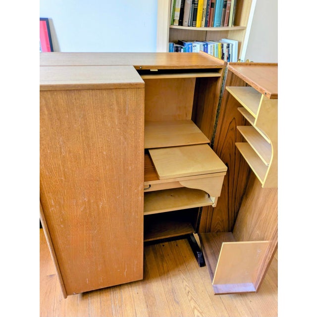 Mummenthaler & Meier "Magic Box" desk. Such a cool, vintage piece. When opened, it reveals a compact but multi-funtional...