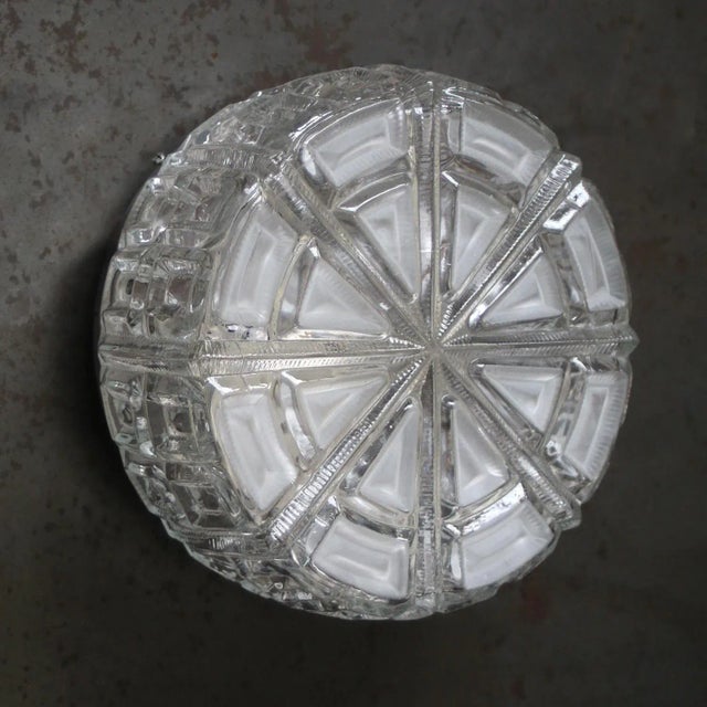Mid-Century Modern Sconce in Round Clear Glass For Sale - Image 6 of 8